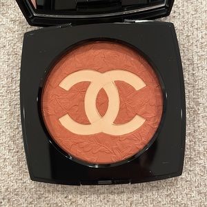 Chanel blush - beige and corail